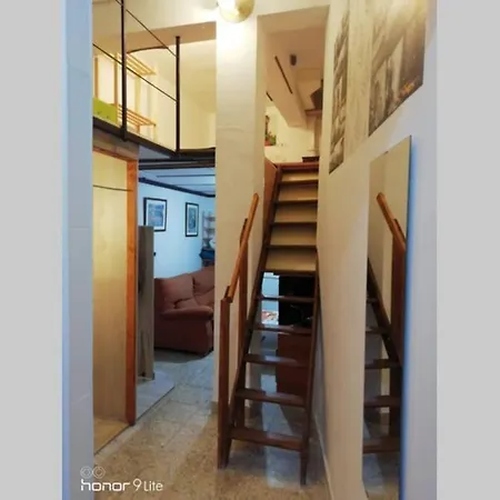 Loft En El Centro De Granada גרנדה